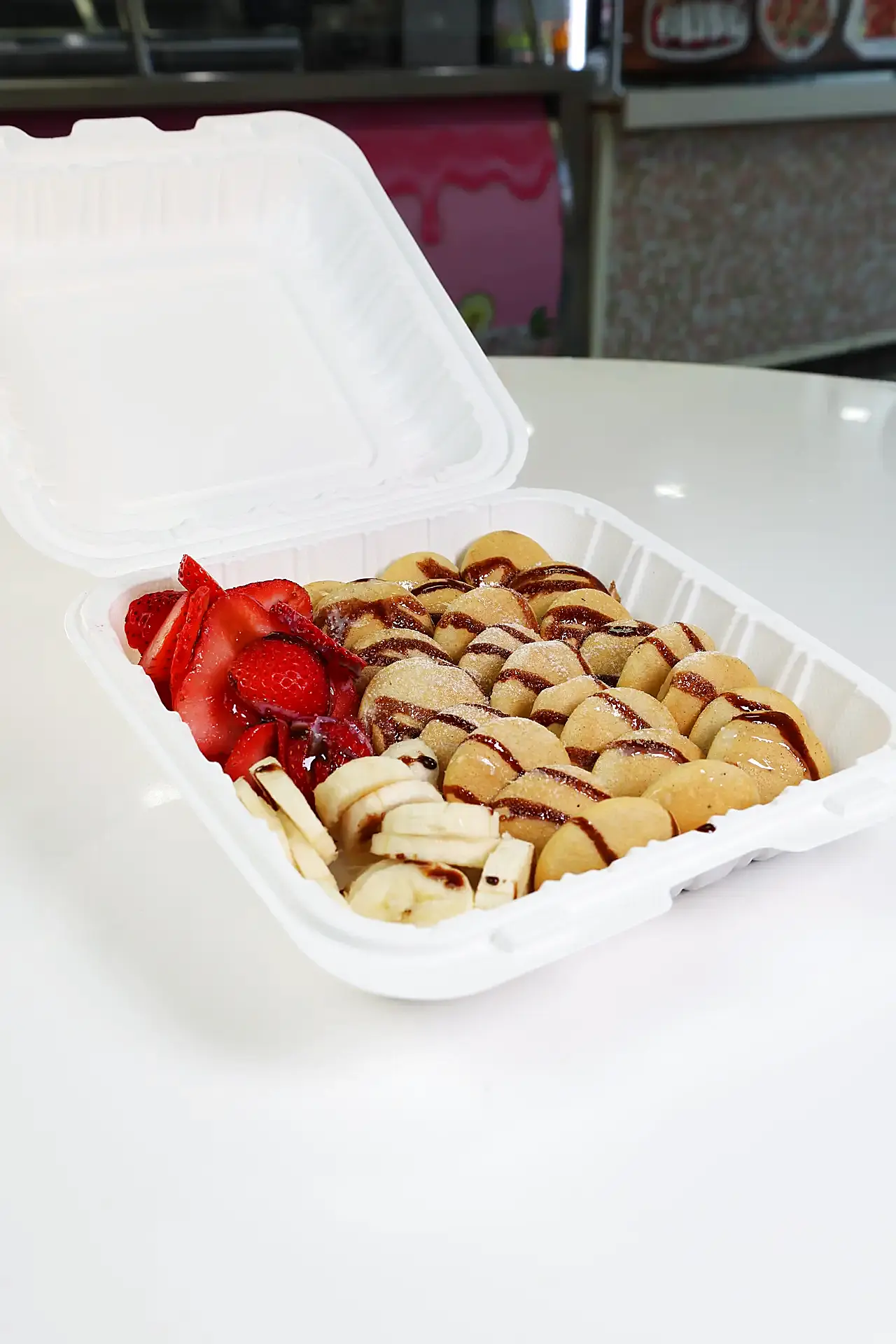 Minipancakes con fresa y plátano