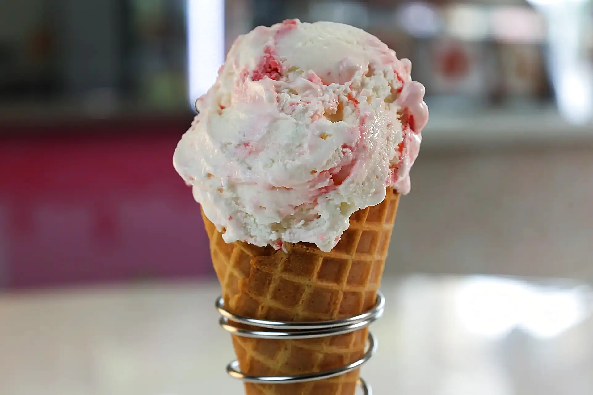 Nieve en cono de waffle